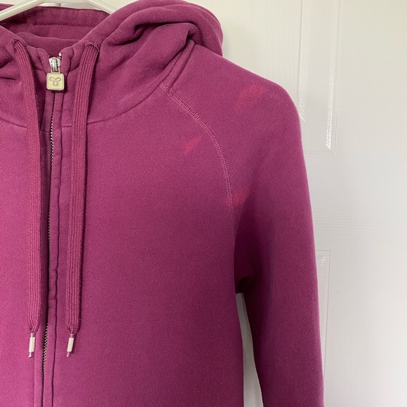 Aritzia TNA Zip Up Hoodie - Picture 7 of 7